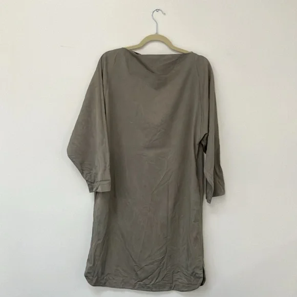 BLACK CRANE • folded neck dress - Picture 10 of 16